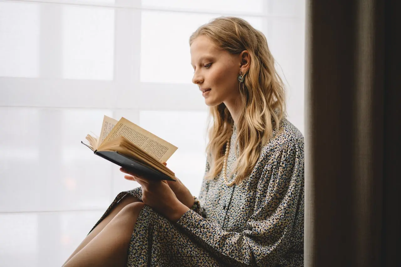 What Order to Read Emily Henry Books